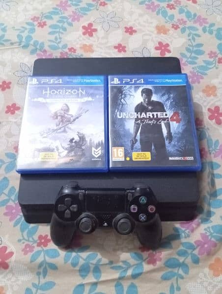 PS4 Slim 500GB with 2 Games 0