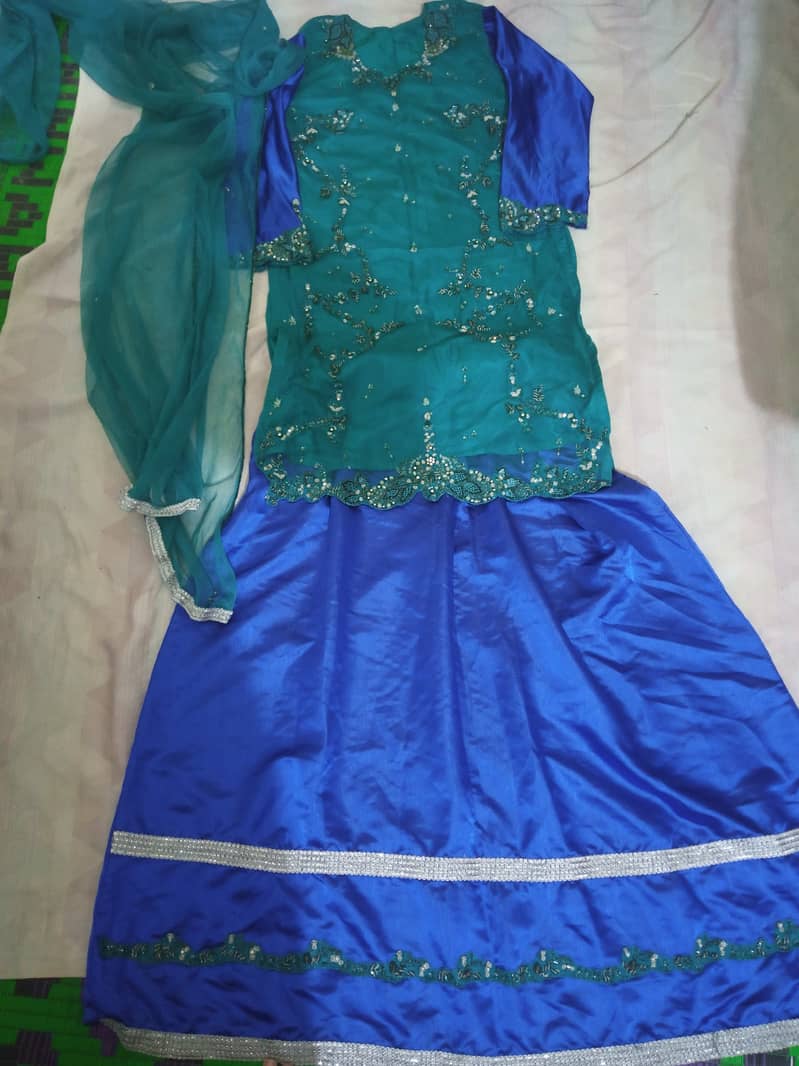 Fancy suits for sale maxi (1700) lehnga(2000) and frock(1200) 4