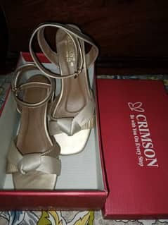 crimson Fancy leather shoes, running condition, 0