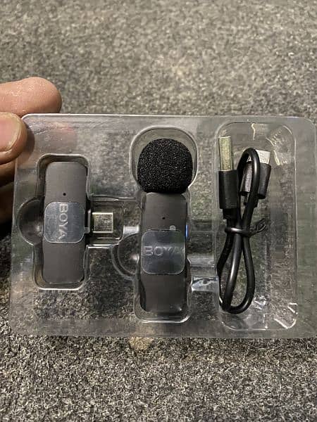 Original Boya wireless microphone for sale with type-C charging port 1