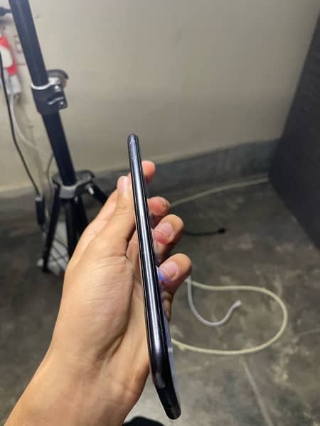 Huawei Y7 Prime 2019 3/32 mobile for sale 3