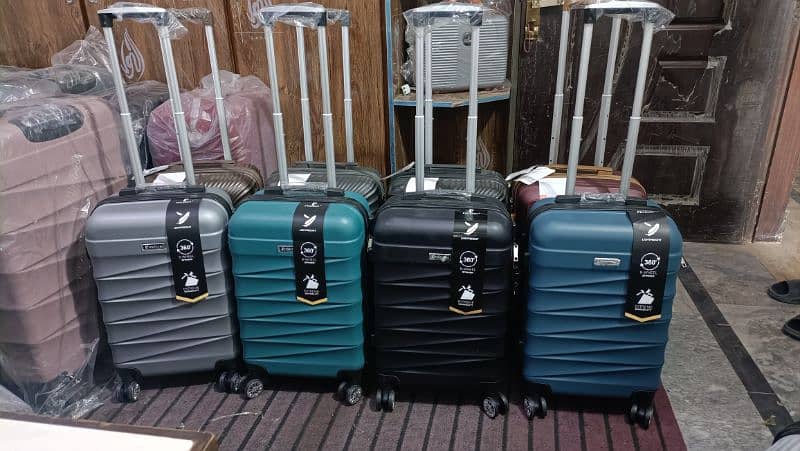 Single Fiber Luggage bags/ suitcase/ trolley bags/ attachi/ hand carry 1