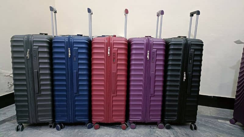 Single Fiber Luggage bags/ suitcase/ trolley bags/ attachi/ hand carry 10