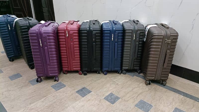 Single Fiber Luggage bags/ suitcase/ trolley bags/ attachi/ hand carry 12