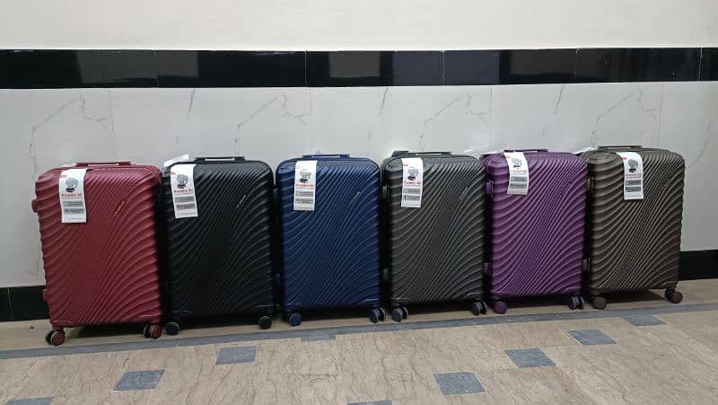 Single Fiber Luggage bags/ suitcase/ trolley bags/ attachi/ hand carry 16