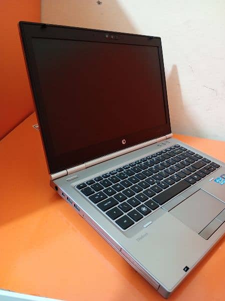HP i5 2nd generation laptop with 4gb 500gb 7