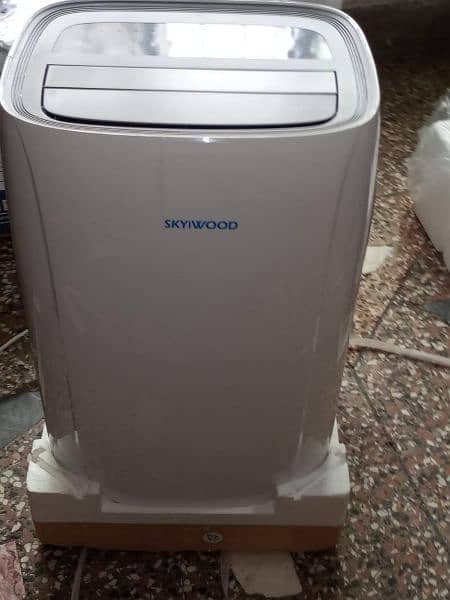SKYIWOOD PORTABLE AC HEAT AND COOL ENERGY SAVER INVERTER 1 TONE 3