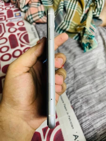 iphone 11 dual pta approved with complete box 1