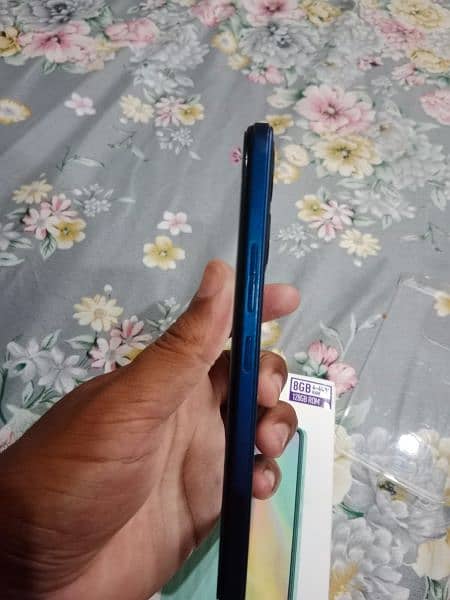 Itel A60s 4+4 gb 128 gb for sell in low price 2