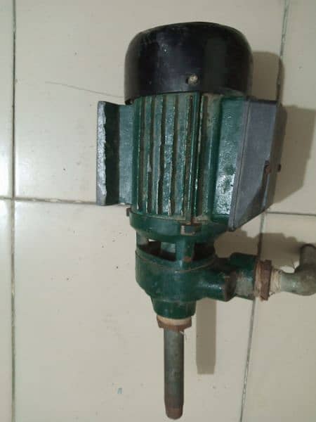 Chua motor in good and working condition 3