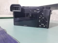 sony 6400 with 16 mm lense and 3 batteries and charger 03218444898