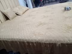 Golden Valvet Poshish King Size Bed for Sale