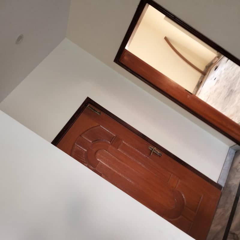 UPPER PORTION 2 KANAL IDEAL EXCELLENT GOOD CONDITION HOUSE FOR RENT IN TULIP BLOCK BAHRIA TOWN LAHORE 2