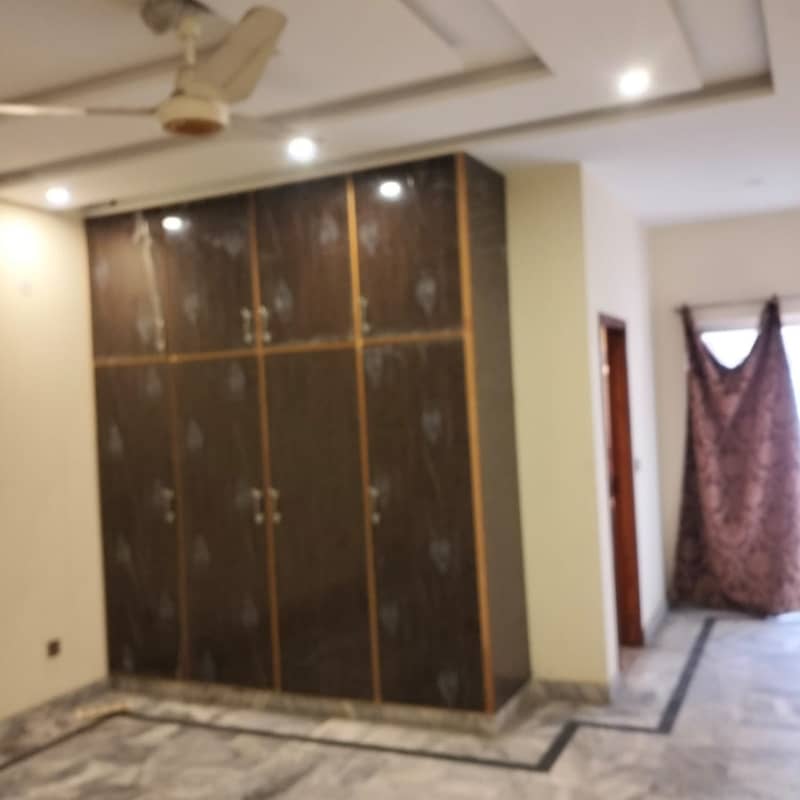 UPPER PORTION 2 KANAL IDEAL EXCELLENT GOOD CONDITION HOUSE FOR RENT IN TULIP BLOCK BAHRIA TOWN LAHORE 29