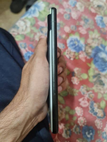 google pixel 6 in new condition 10 by 10 5