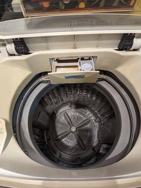 Signature Fully Automatic Washing Machine 1