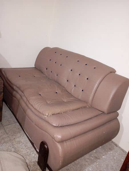 Sofa 7 Seaters 1