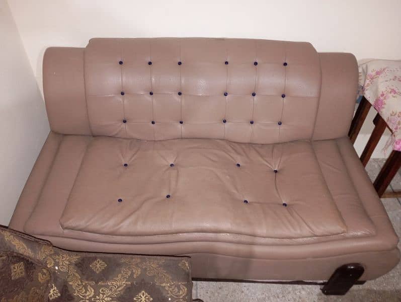 Sofa 7 Seaters 2