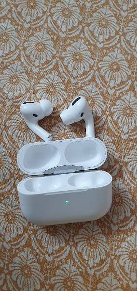 Airpods pro 1st generation 2