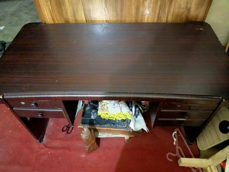 Office table for sale 1