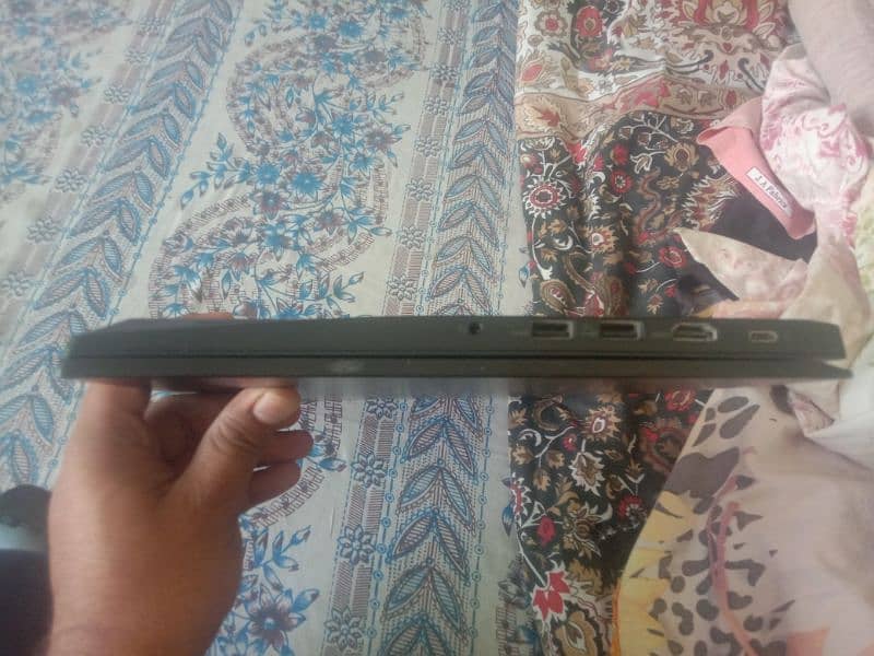 Lenovo ThinkPad E580 3