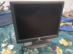 Dell 17 inch LCD Beautiful  Couler 0