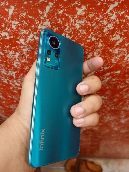 infinix note 11 6/128 good condition all okay sirf mobile aur dabba ha 1