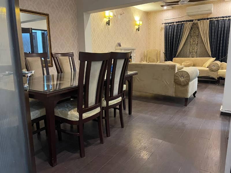 DHA Phase 5 10 Marla 4 Bed Rooms Furnished Vill For Rent Near park 10