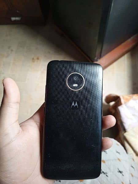 Motorola e4 3