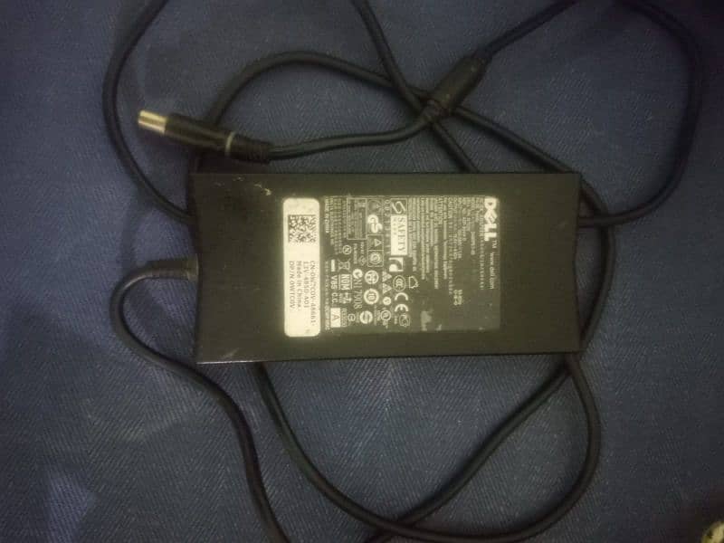 laptop charger adapter 0
