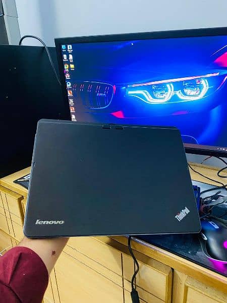 Lenovo Thinkpad touch and 360 tilt 4