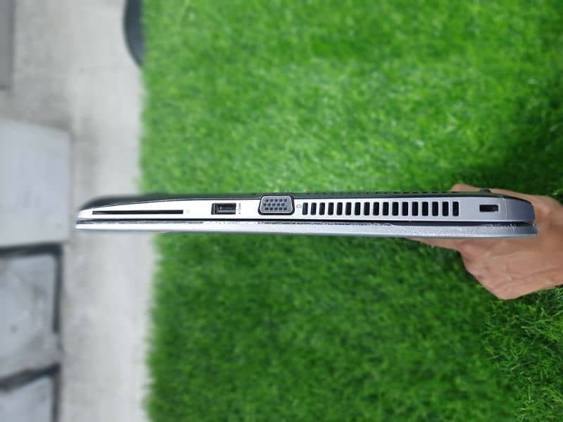 HP EliteBook 840-G3 | i5-6th, 8gb Ram, 256gb SSD, 14" Touch Screen 3