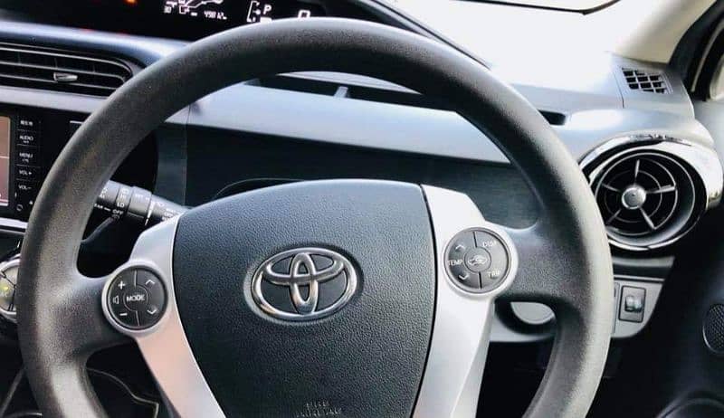 Toyota Aqua 2016 S Push Start 5