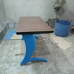 office table good new condition