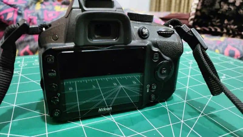 Nikon D3200 (24 Mega Pixel) 0