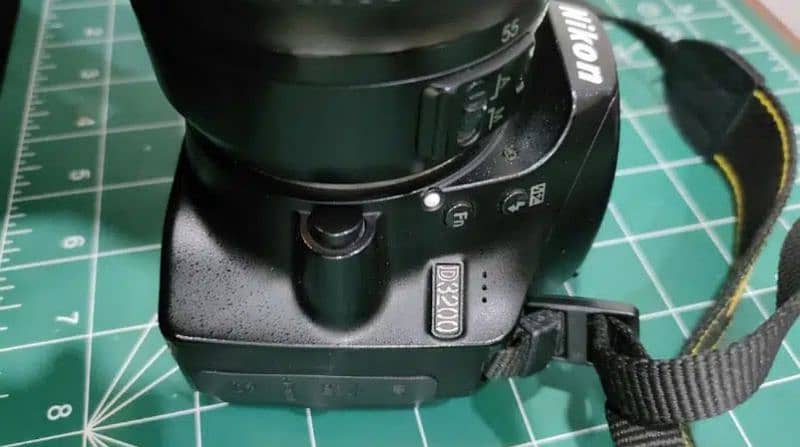 Nikon D3200 (24 Mega Pixel) 2