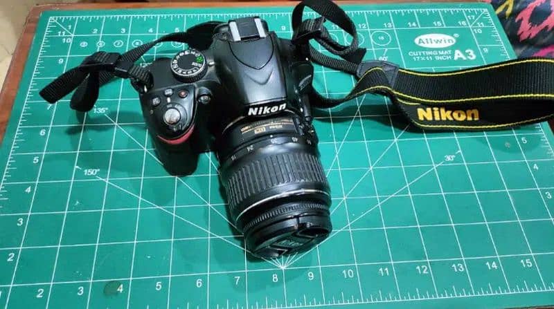 Nikon D3200 (24 Mega Pixel) 3