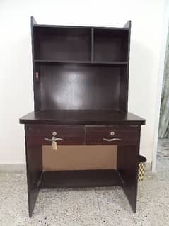 Study Table with shelve