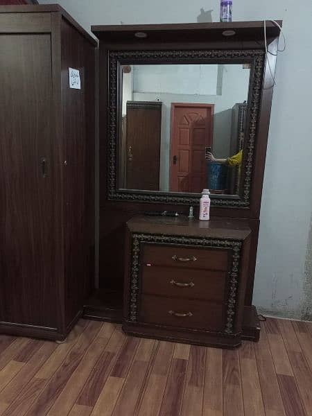 used wooden (akhrot) bed room set for sale 1