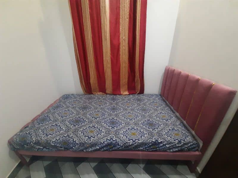 single bed new condition without mattress 1