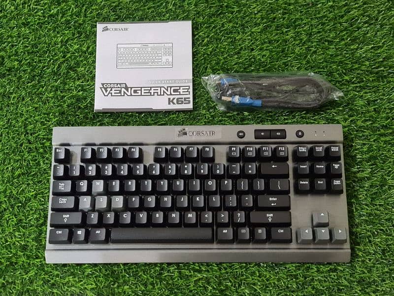 CORSAIR Vengeance K65 Compact Mechanical Gaming Keyboard  Cherry MXRed 3