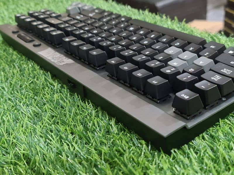CORSAIR Vengeance K65 Compact Mechanical Gaming Keyboard  Cherry MXRed 5