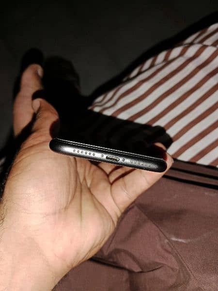 iphone 11 non pta factory unlocked hai 87 battery health hai 3