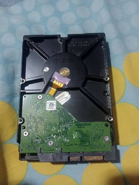 Hard drive 2 TB 2