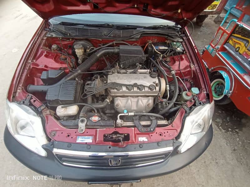 Honda Civic EXi 2000 9