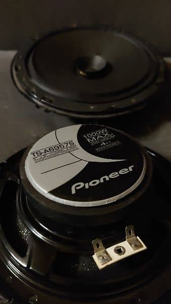 Pioneer 6 Inch Door/Rear Speakers (Brand New) 0
