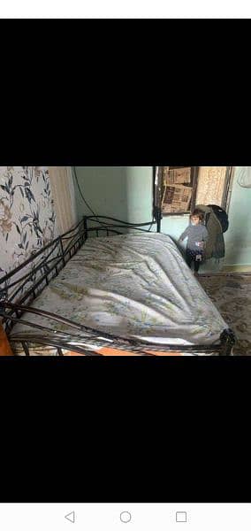 iron rod bed ok condition 2