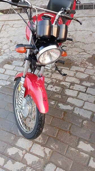 Yamaha YB 125z 2022 model neat and clean 5