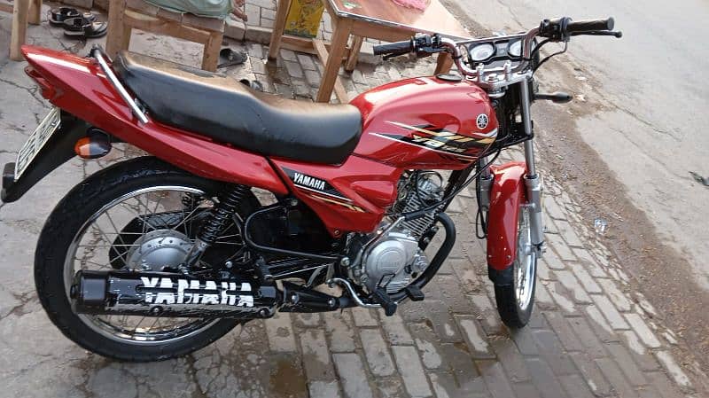 Yamaha YB 125z 2022 model neat and clean 12