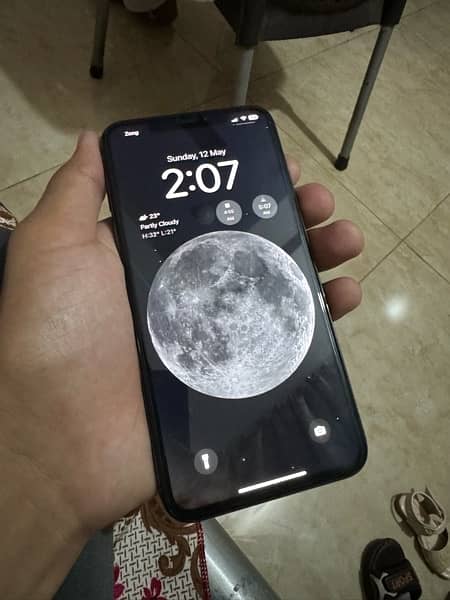 Iphone XS max 256 PTA approved 7